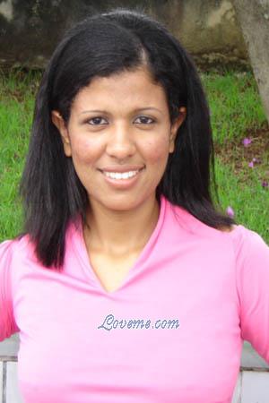 69745 - Paloma Moreira Age: 31 - Brazil